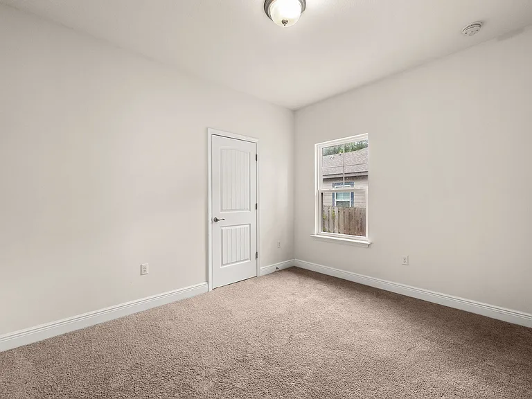 238 Benton Blvd — Photo 18