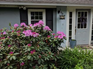 69 Cubles Dr, Brimfield, MA 01010