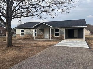 802 Peggy St, Bertrand, MO 63823