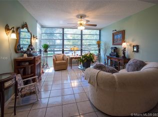 1719 Whitehall Dr APT 201, Davie, FL 33324
