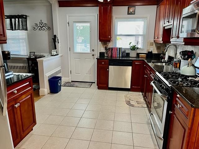 1st image of 48 Columbus Ave