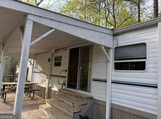 94 Rocky Ln, Cleveland, GA 30528