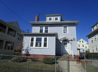 41 Warrington St, Providence, RI 02907