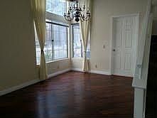 5th image of 516 Myrtle Ct