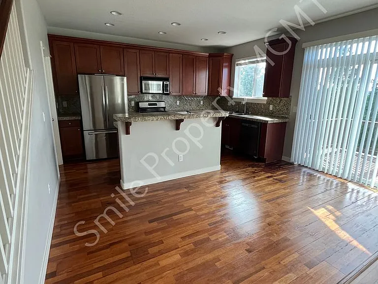 13054 SE Meadehill Ave — Photo 4