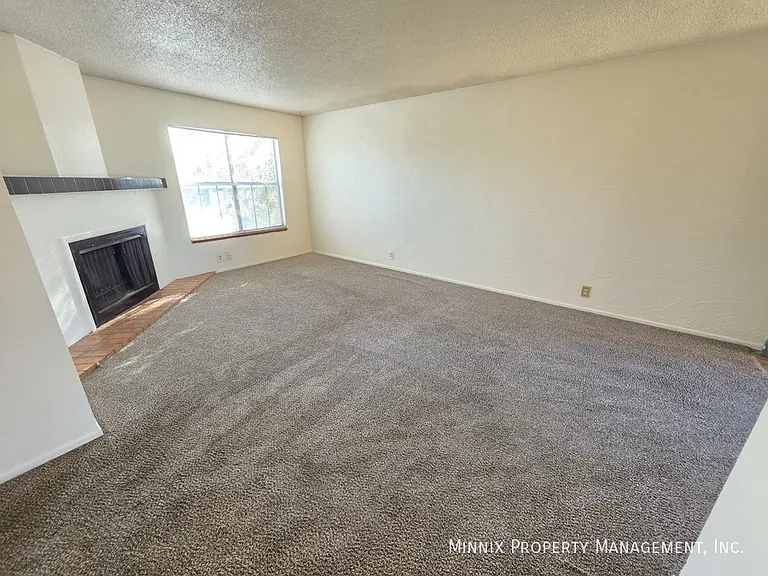 Whispering Oaks 1904 N. Midland — Photo 3