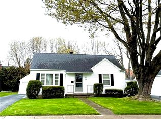 156 Falstaff Rd, Rochester, NY 14609