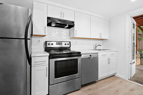 Rented by Compass | media 8