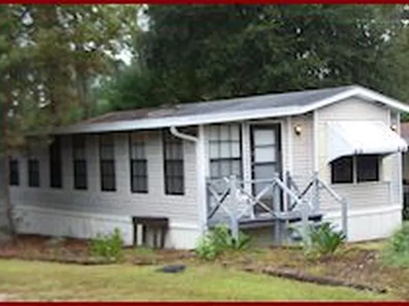 323 Buena Vista Dr, Lillian, AL 36549