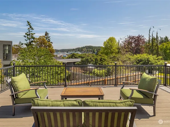 490 Friday Avenue, San Juan Island, WA 98250