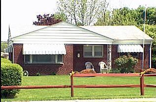 810 Demorest Rd