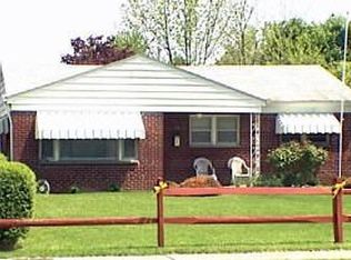 810 Demorest Rd, Columbus, OH 43204