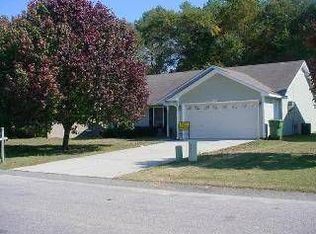 2857 Chillingworth Dr, Hope Mills, NC 28348