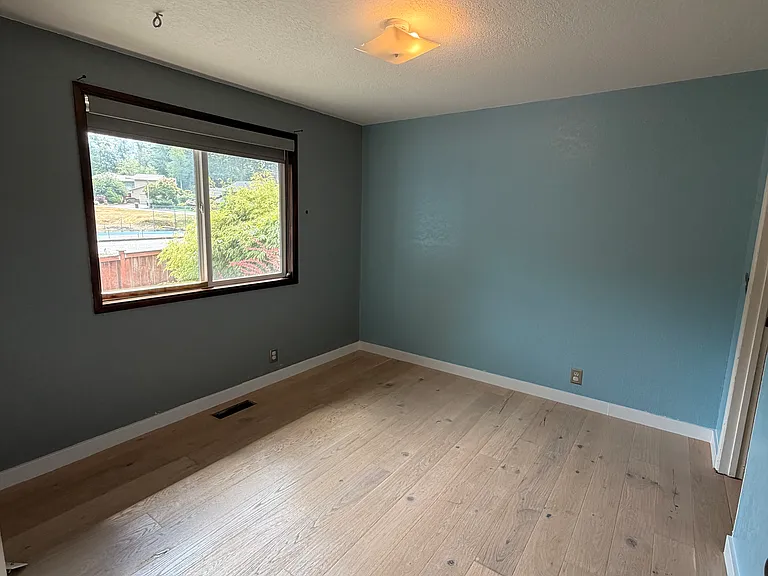 2113 Birch Cir — Photo 9