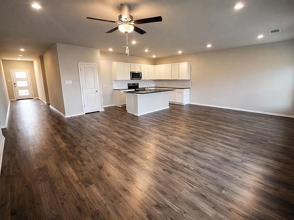 7th image of this home