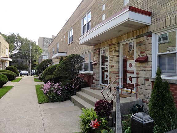 3rd image of 228 S Maple Ave APT C