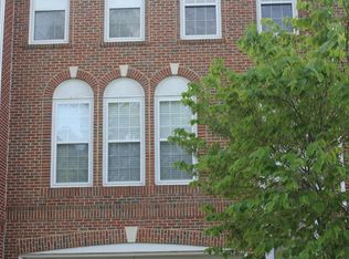 43917 Thorncroft Ter, Ashburn, VA 20148