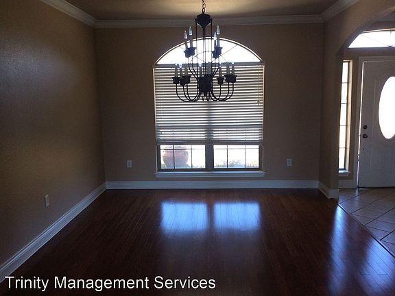 2nd image of 117 Hearthstone Ct
