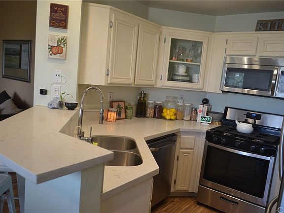 2nd image of 2552 Avenida Del Vis APT 203