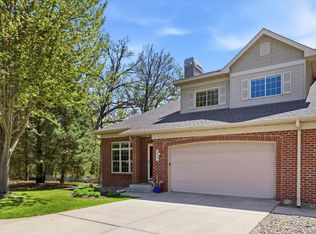9836 Belmont Ln, Eden Prairie, MN 55347