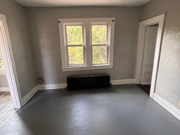 850 West Ave APT 4