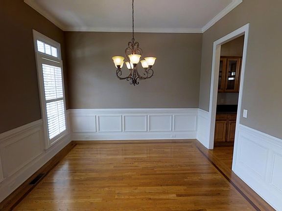 4th image of 3076 Americus Dr