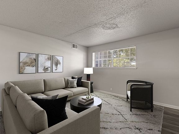 3rd image of 5555 E 47th Pl #415