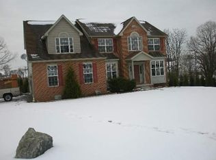 1 Northridge Dr, Hanover, PA 17331