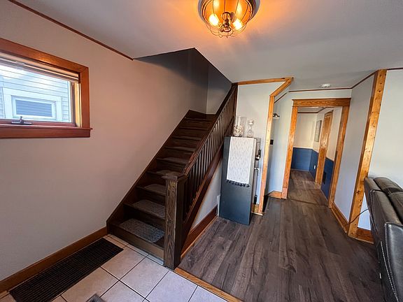 5th image of 235 Grove St