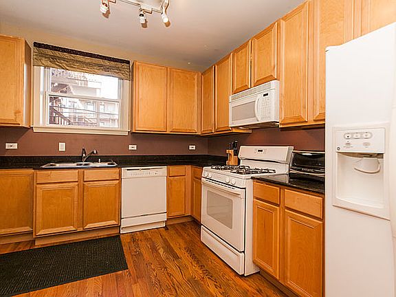 4th image of 5117 N Kenmore Ave APT 1E