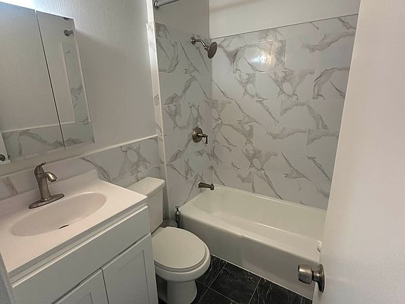 5th image of 7107 10th Ave #1
