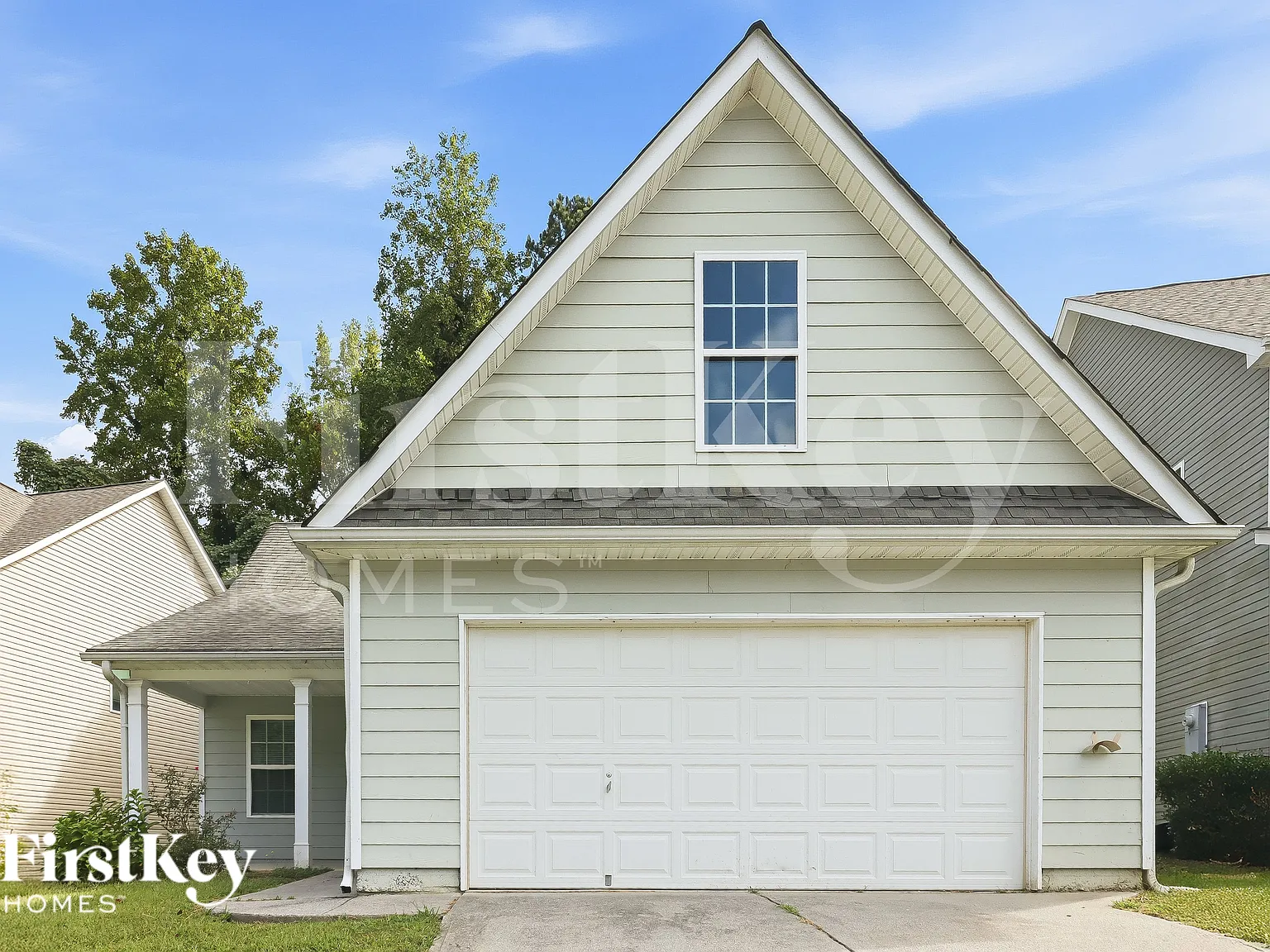 4 bed, 2.0 bath, 1572 sqft, $1,620 — Photo 1