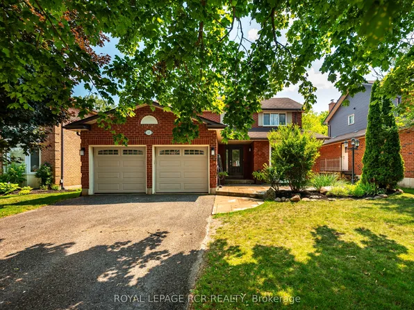 113 Meadow Dr, Orangeville, ON L9W 4J7