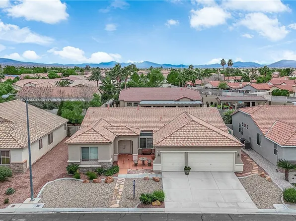 745 Diamond Bend Ave, Las Vegas, NV 89123