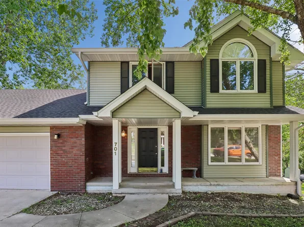 701 SE 61st St, Pleasant Hill, IA 50327