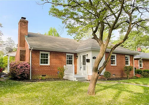 3205 Douglasdale Rd Photo 1
