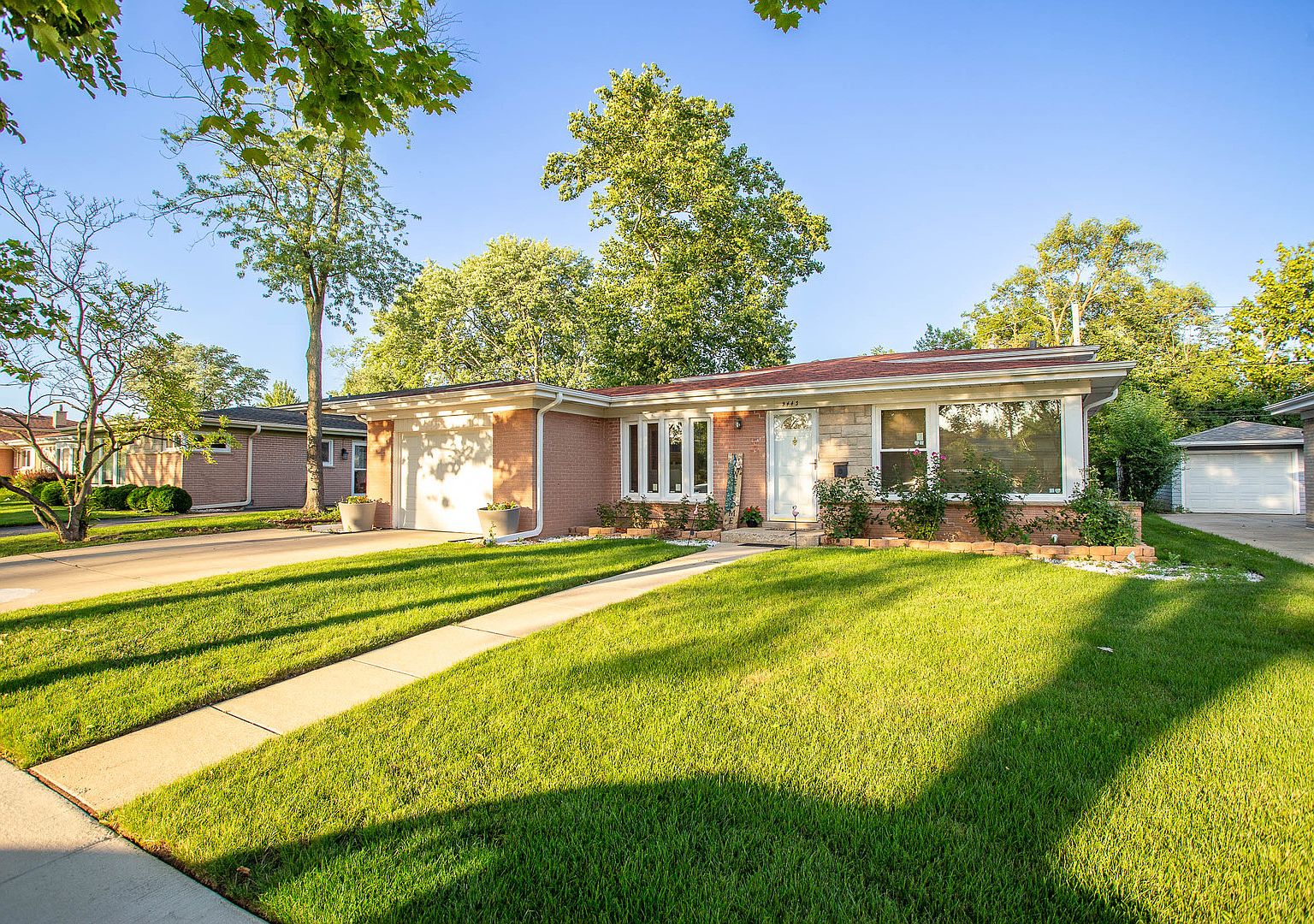 9443 Overhill Ave, Morton Grove, IL 60053 Zillow