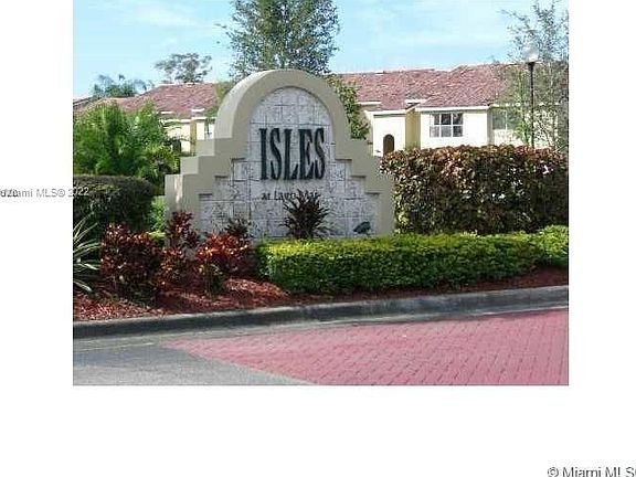 5th image of 457 Vista Isles Dr APT 2111
