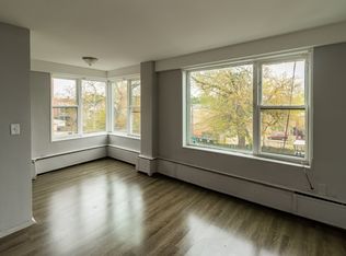 7846 S South Shore Dr #308, Chicago, IL 60649