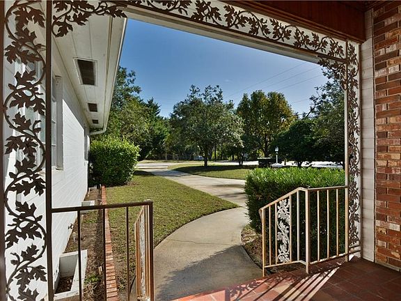 2nd image of 5270 Rose Ave