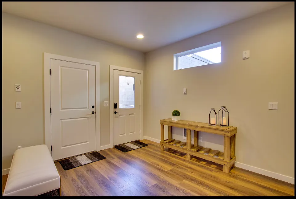 3 bed, 1683 sqft, $2,700 — Photo 3