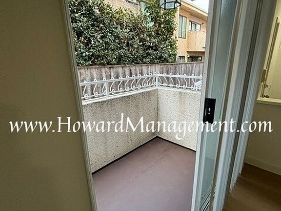 4th image of 2355 S Bentley Ave APT 104