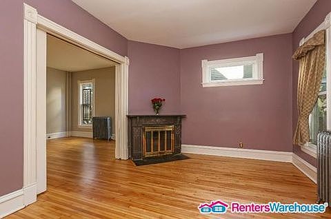4th image of 818 Fairmount Ave