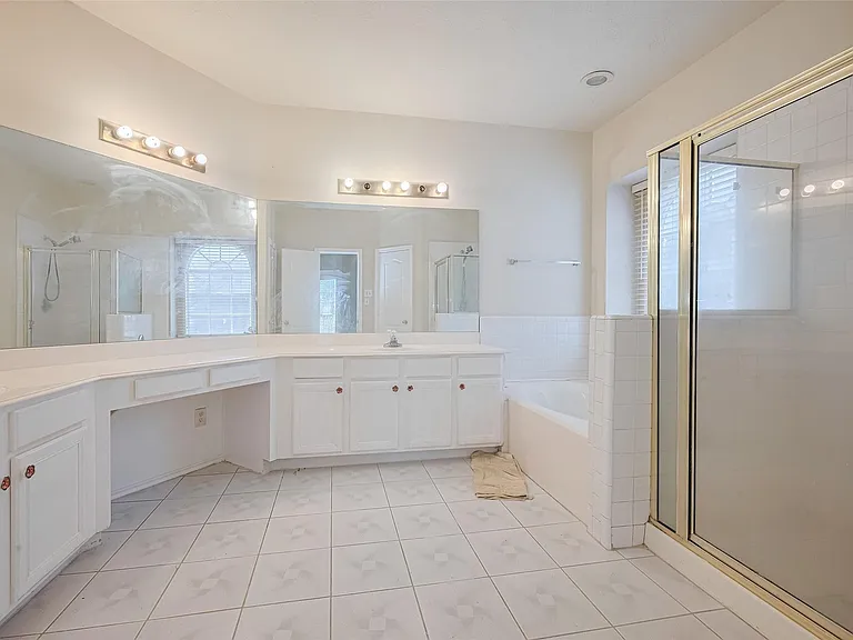 14203 Torrey Village Dr — Photo 17