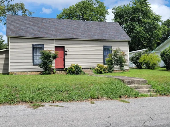 909 Oak St, Batesville, AR 72501