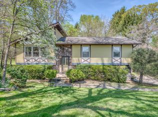 124 Elm Hill Dr, Jonesborough, TN 37659