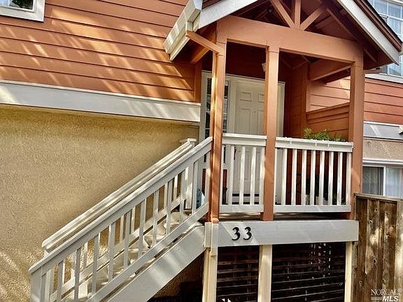 5th image of 33 Manchester Lane #8