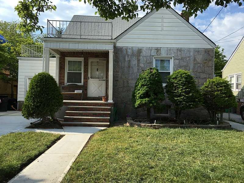 1st image of 707 Lowell Ave