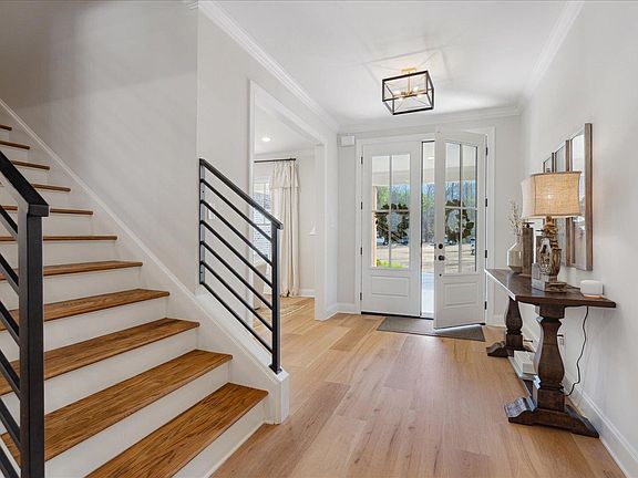 5th image of 11226 Silsbe Ln
