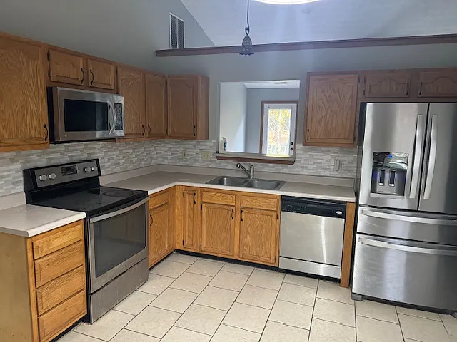 245 Bluegrass Dr — Photo 6